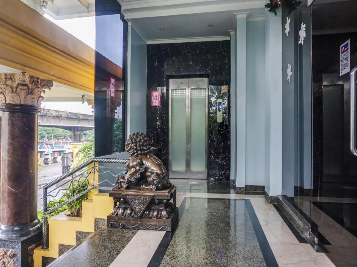 3 Putra Bi Executive Hotel Jakarta Exterior foto